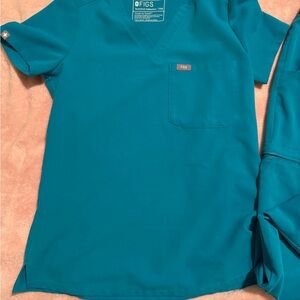 Figs Teal Scrub Set